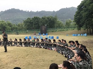 “激情熔煉團隊，凝聚成就夢醒”-誠立&邁思德2019年團建活動